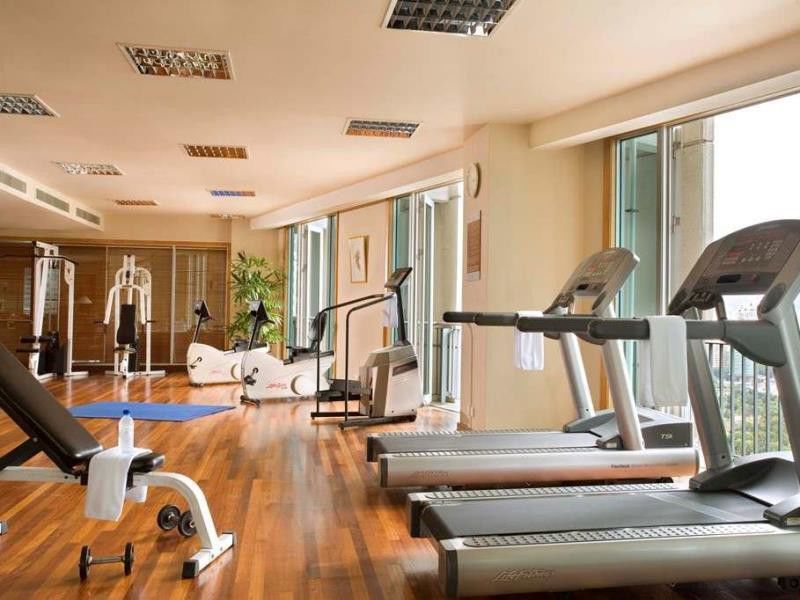 Hotel Ascott Kuala Lumpur Zewnętrze zdjęcie A gym at a hotel